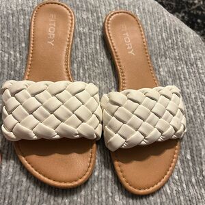 Fitory Women's White Woven Slide Sandals